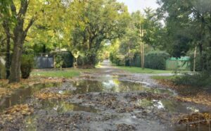 calles destruidas en Villa Elisa